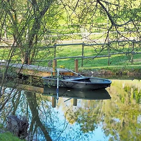Des Vignes Et Des Songes Bed & Breakfast 3*
